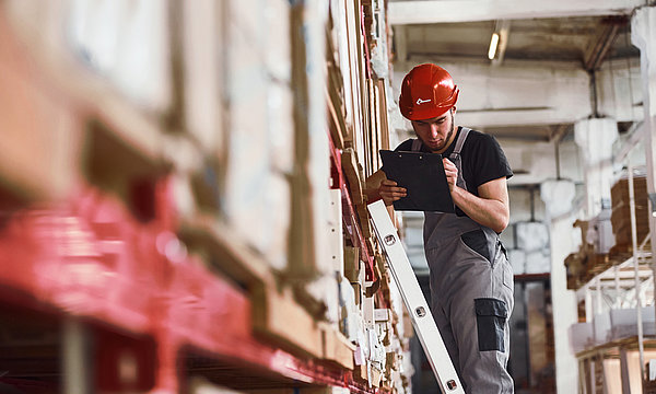 Leiterncheck beim Handelshof Bautzen - Partner für Technik Betriebssicherheitsverordnung Steiggeräte Bautzen