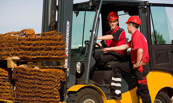 Ausbildung mit Zukunft - Handelshof Bautzen - Partner für Technik Ausbildung mit Zukunft Bautzen